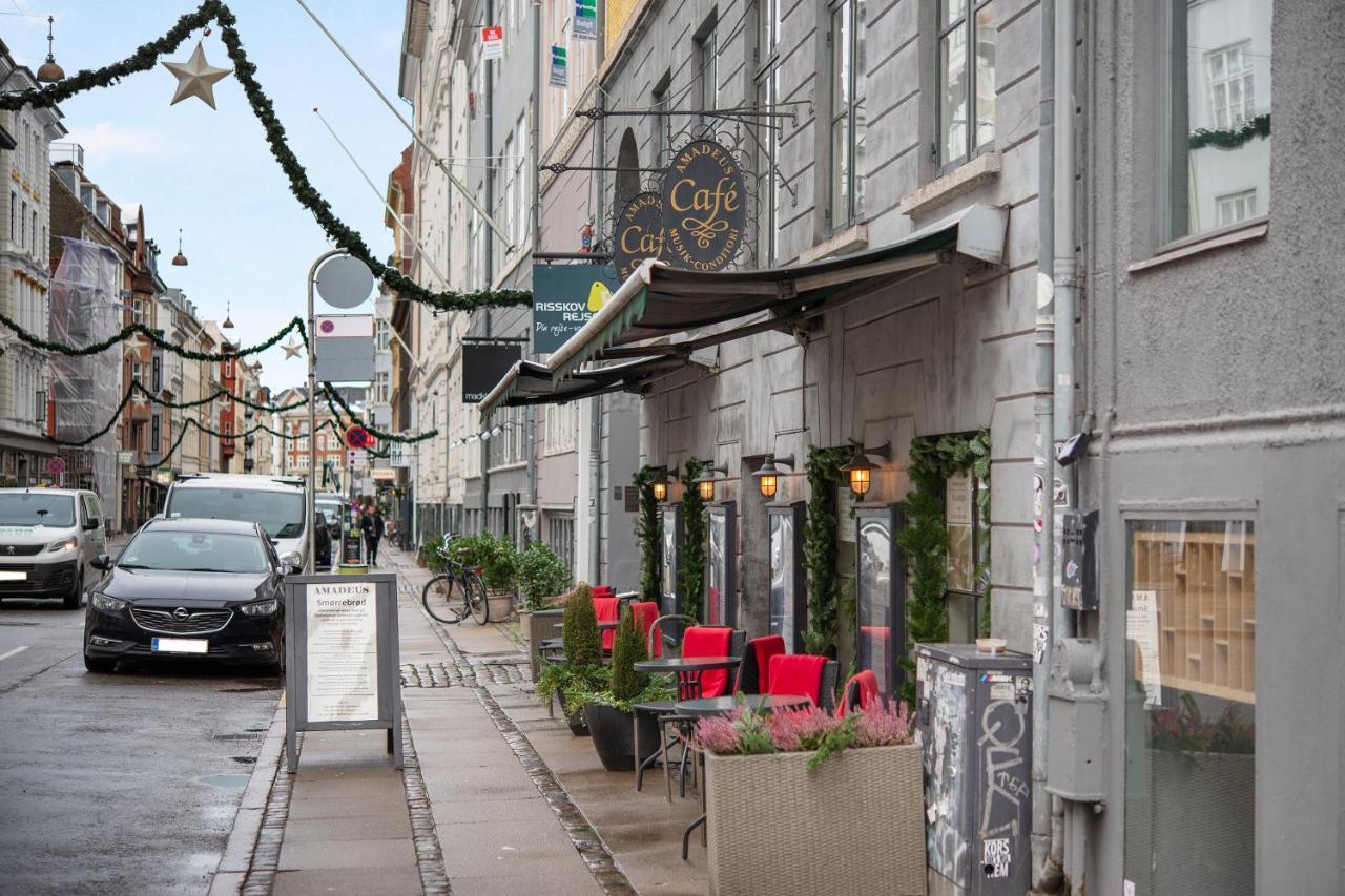 Sanders Monarch - Charming One-Bedroom Apartment With Two Balconies København Ngoại thất bức ảnh